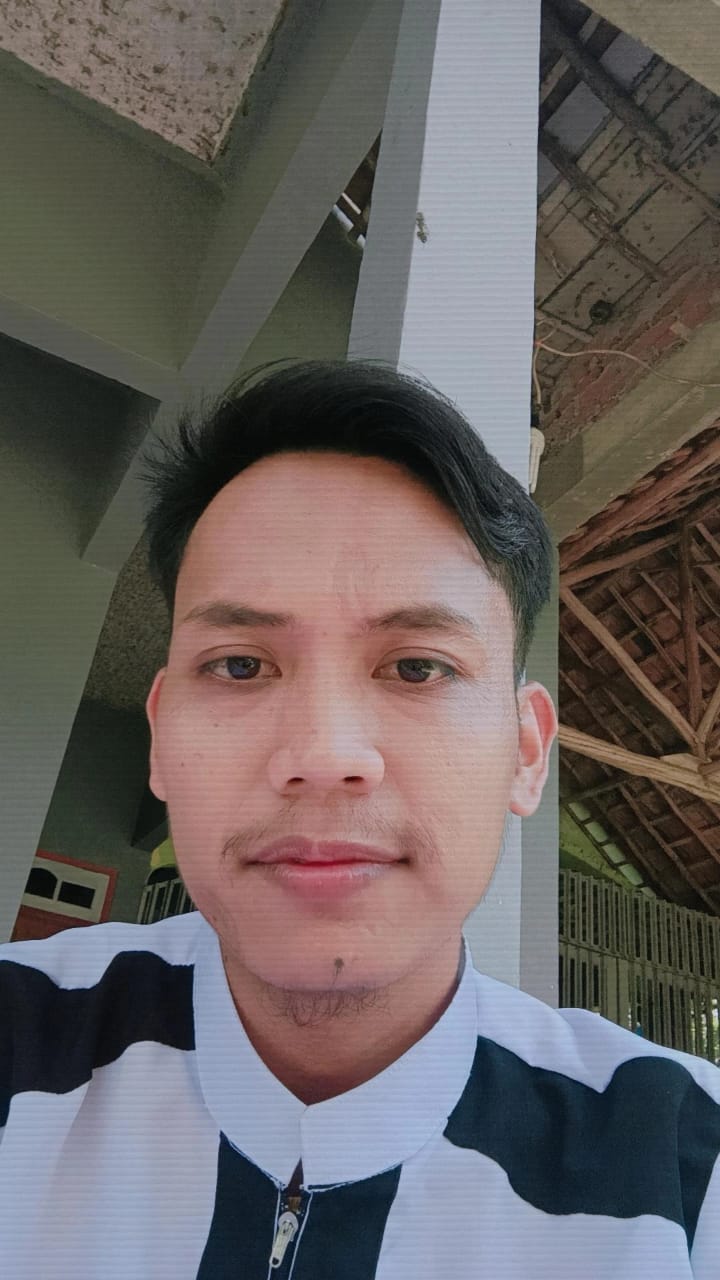Ari Hidayat Ari Hidayat